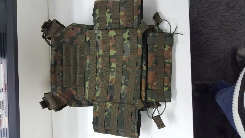 German Lindnerhof 36 universal double draw bag German camouflage TAZ16 vest KSK tactical vest with package view 6