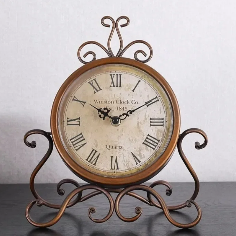 New European Retro Table Clocks Fashion Silent Desk Timer Metallic Desktop Chronograph Living Bedroom Bedside Timepiece Hom