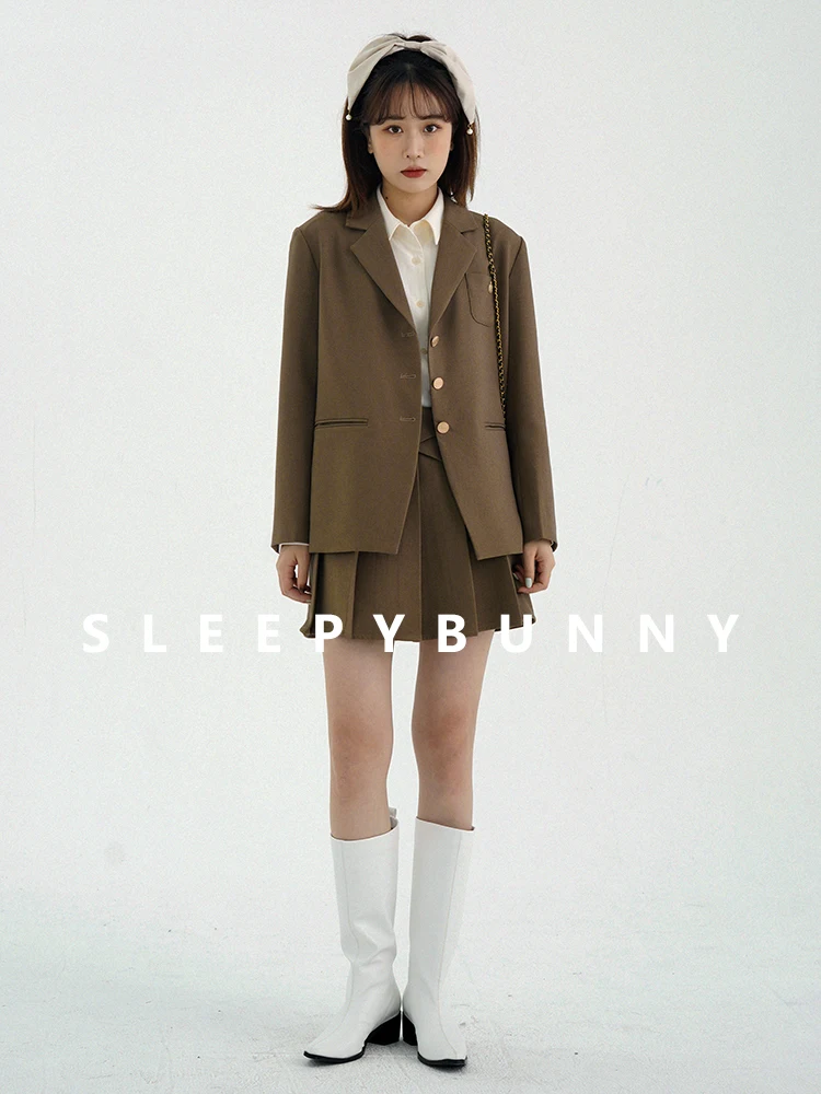 

Chic Brown Blazer and Pleated Skirt Set for Women Korean Style Suit with Oversized Jacket Preppy Outfit Autumn Office Daily Look