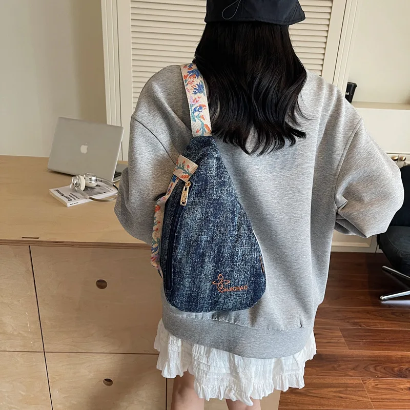 حقيبة صدر ترفيهية ذات سعة كبيرة للنساء حقيبة كتف خفيفة للتنقل بسيطة خارج جميع أنواع حقائب اليد وحقيبة كروس #3