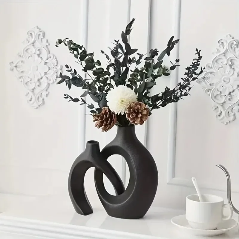 2026 latest model nordic black flower vase designed plastic plant pot home decoration living room bookshelf place vases interior