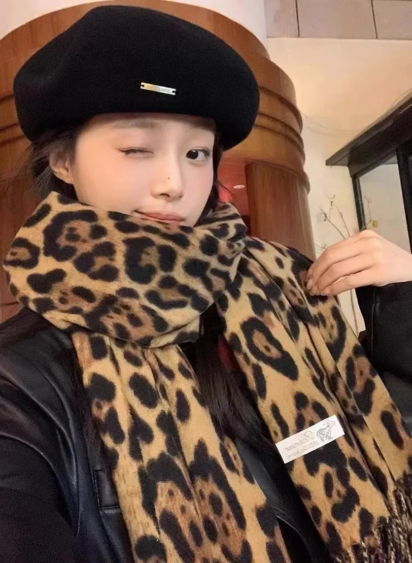 Scarf Ms. Winter Leopard Zebra Scarf New Versatile Printing Double-sided Cotton Polyester Thickened Leisure Warm Large Shawl