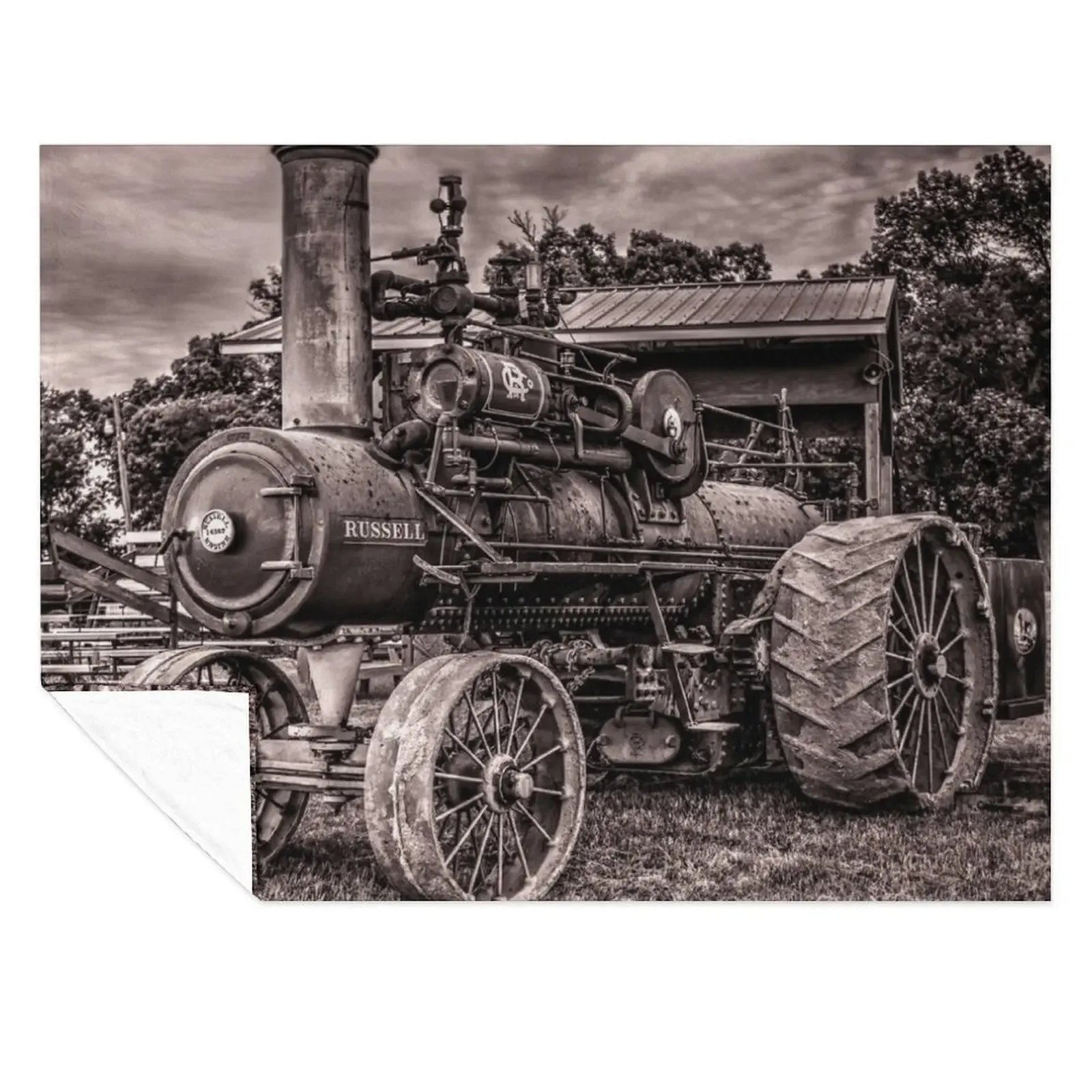 

Russell Steam Traction Engine at the Shed Toned Throw Blanket Cute Bed linens Weighted for babies Blankets