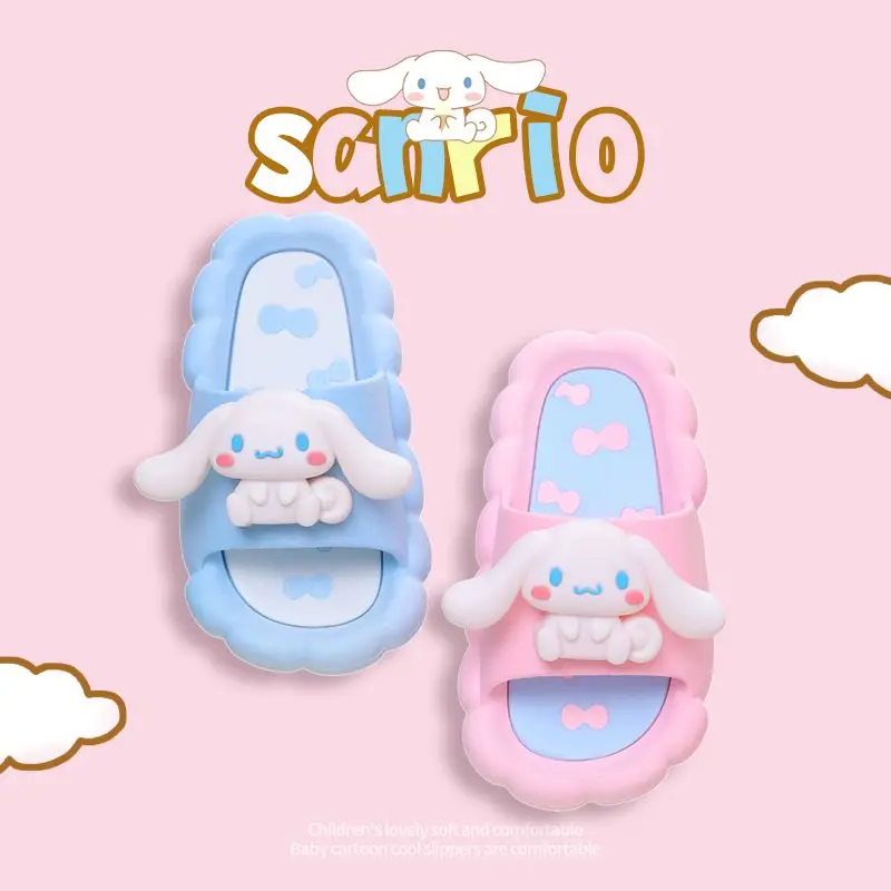 

Новые Мультяшные милые тапочки серии Cinnamoroll Kawaii Sanrio Детские Мультяшные домашние и уличные Нескользящие тапочки для купания