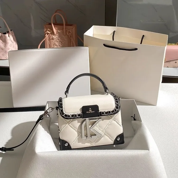 

Box bag, women's high-end black and white square box, crossbody small square bag, gift