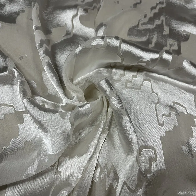 Designer Cloth White Silk Blended Burnt Flower Clothing Fabric Wide Cut Flower Cotton Satin Design Skin-Friendly Silk Fabric DIY