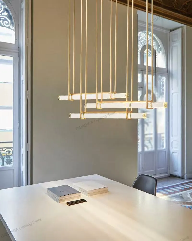 

Modern American Luxury Crystal Pendant Lamp Creative Designer Brass Silver Black Circular Rectangular Dimmable Lustre