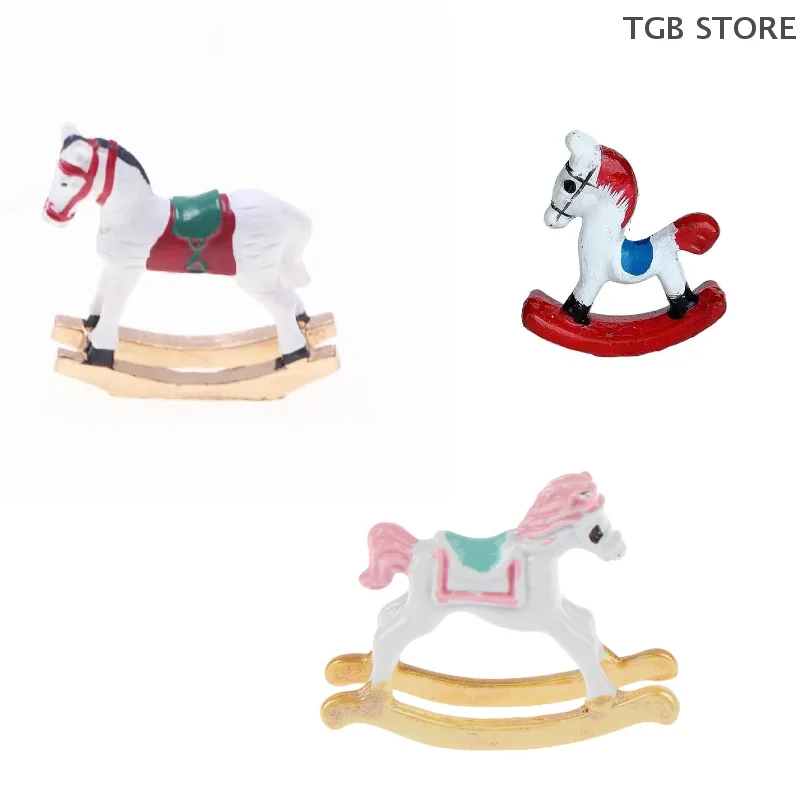 1 Pcs Mini Christmas Decoration Dollhouse Trojans Model Toy 1/12 Miniature Doll House Accessories Bedroom Scene Prop