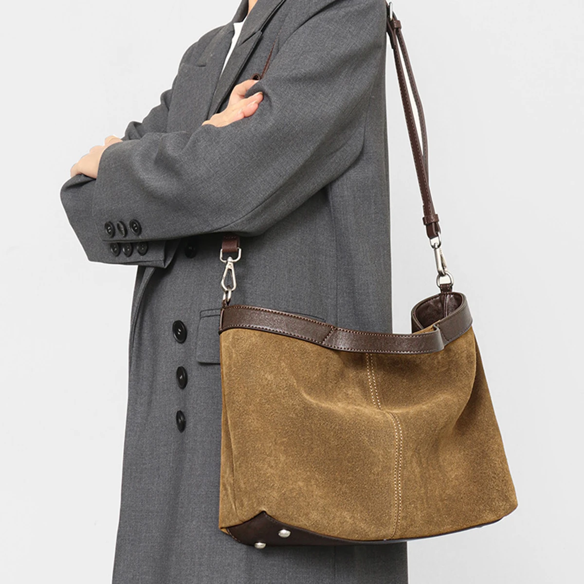 

Самая продаваемая женская сумка Senior Sense, вместительная сумка из натуральной кожи, простая, универсальная, модная, для повседневного использования, женская сумка через плечо.