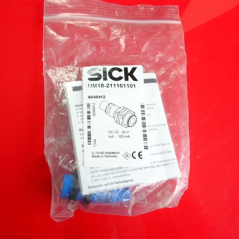 UM18-211161101 SICK photoelectric switch sensor cylindrical ultrasonic sensor brand new original UM18-211161101