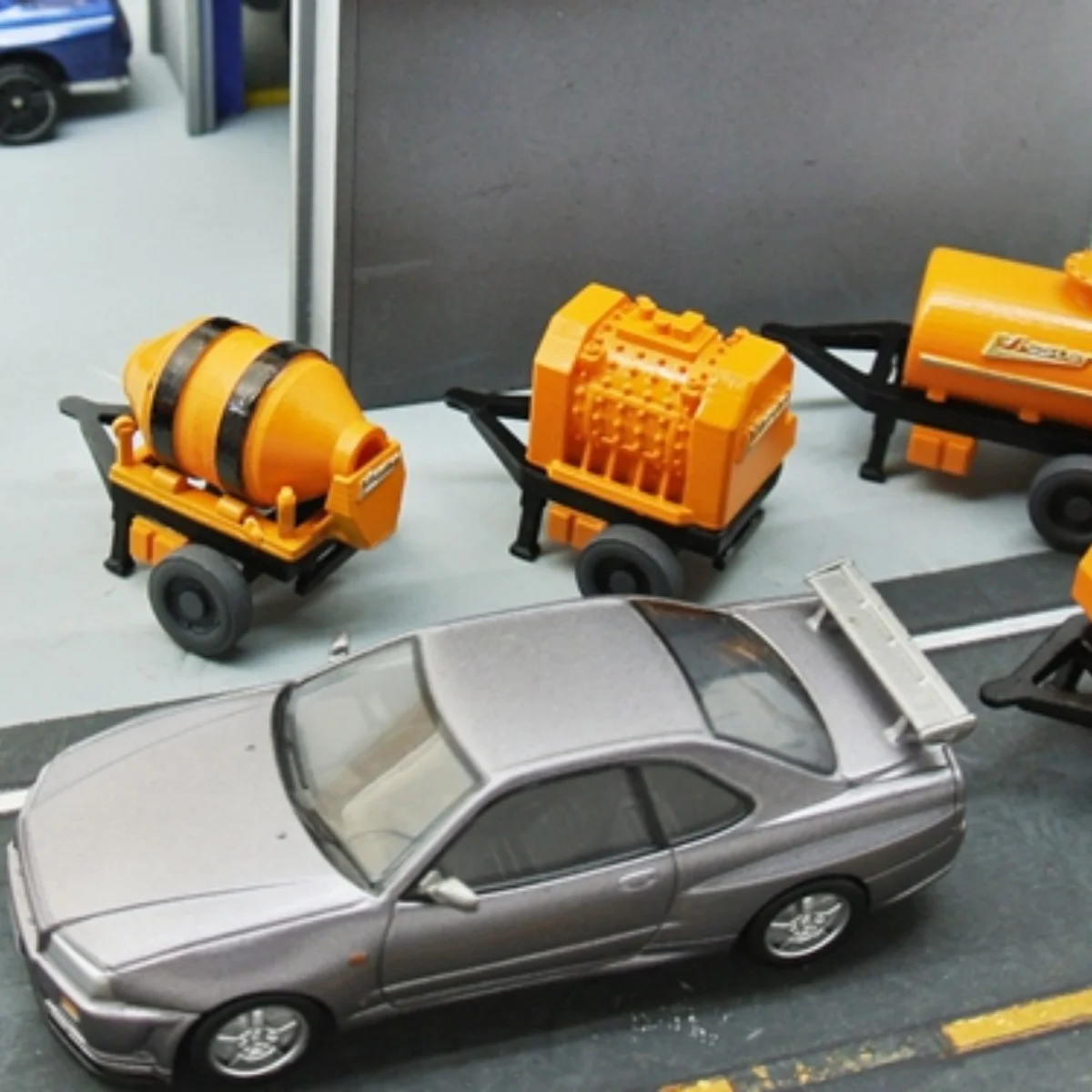 1: 64 manual vehicle model simulation road maintenance equipment cement concrete mixer truck scene decoration