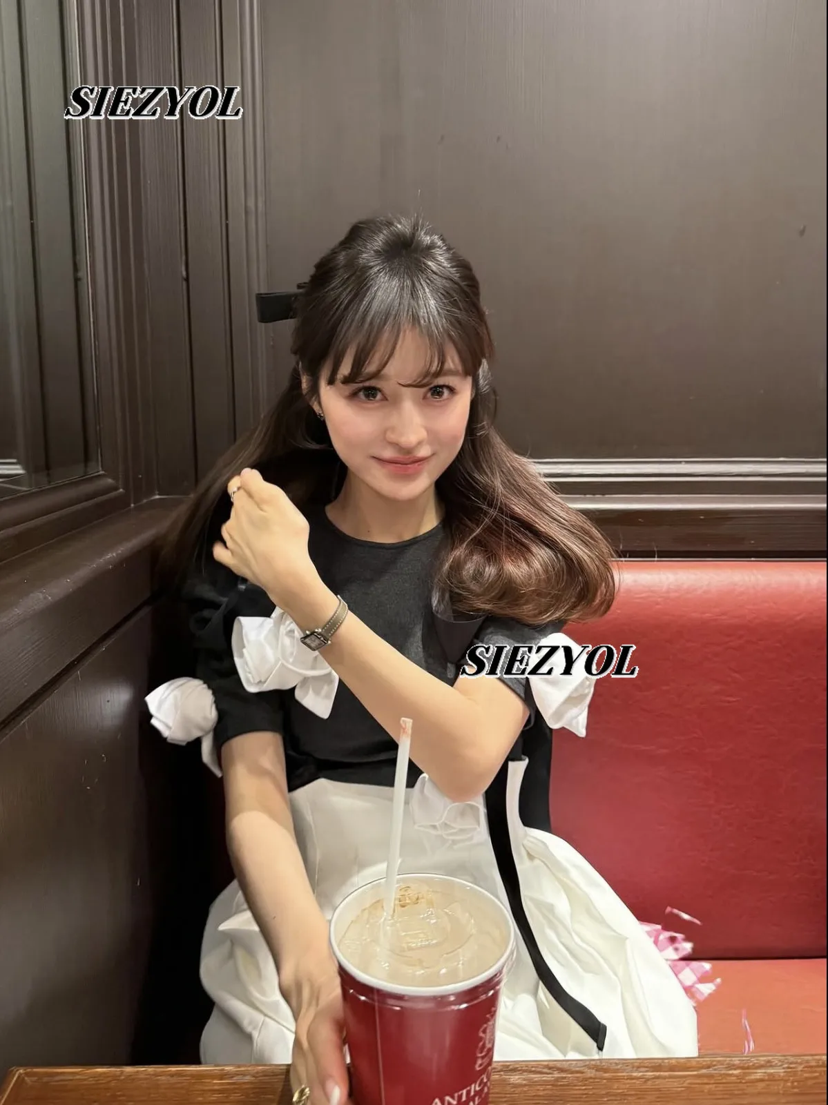 Japanese Style 3d Rose Round Neck Top New Summer Sweet Girl T-shirt Slim Fit Bubble Short Sleeve Solid Color Versatile Tshirt
