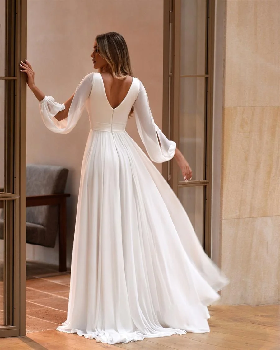 V-Neck Bridal Dress with Long Sleeves and Chiffon Fabric Wedding Dres Perfect For Women Customize To Measures Robe De Mariee