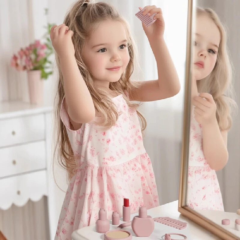 Ragazza che gioca a casa Giocattoli Set di giocattoli per trucco di simulazione in silicone Imitare il pennello per il trucco di un trucco multifunzionale esperto di bellezza