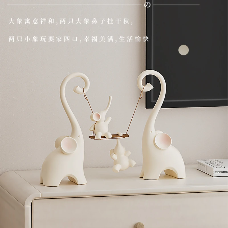 

Swinging Elephant Ornaments, Living Room and Bedroom Decoration, Simple and Versatile, High Quality and Warm, Artistic Flavor