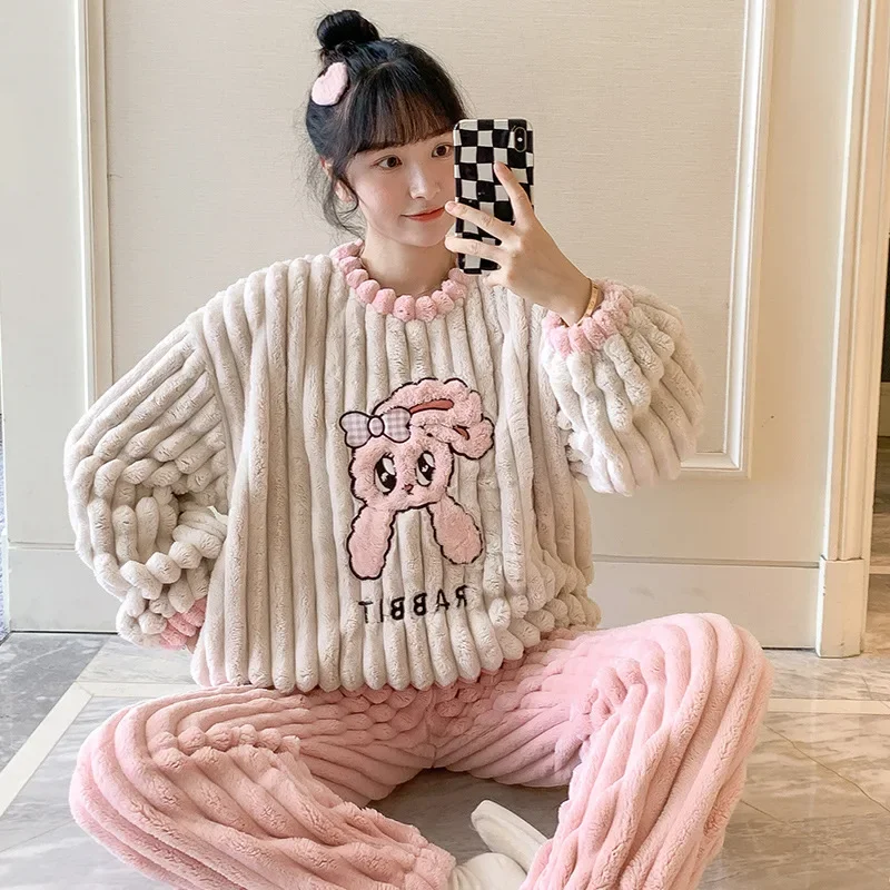 2024 Winter Women Flannel Pajama Sets Cute Round Neck Sleepwear Long Sleeve Coral Velvet Cozy Loose Lounge Wear Sweet Cartoon