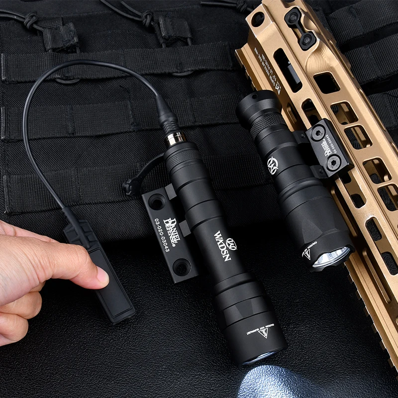 Tactical Surefir M300 M600 Metal Flashlight LED White Light Weapon Light With DD Offset Mount Base Fit Mlok Keymod SMR 20MM Rail