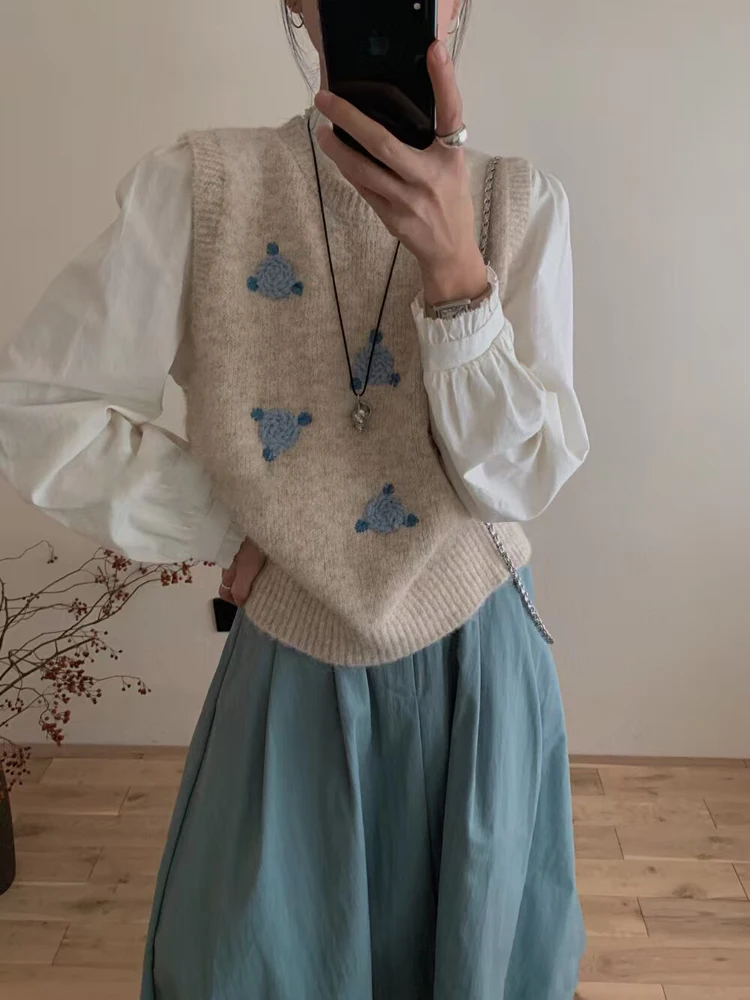 

Korean Sle Embroidered Knitted Vest Casual round Ne Layering Top Women's Faion Autumn Sweater Upper Body