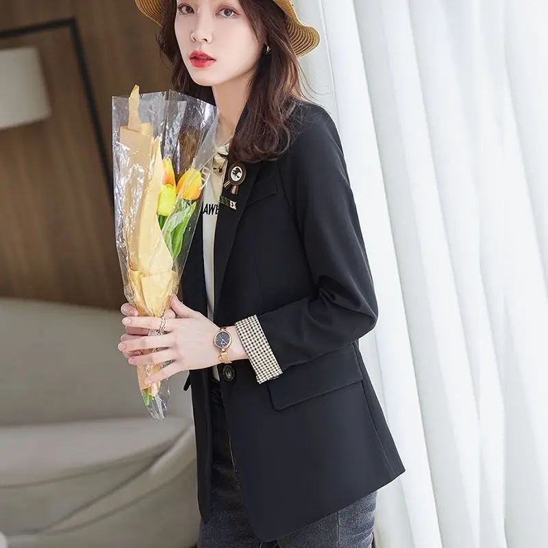 Blazer anglais épissé avec poches boutonnées à revers pour femmes, blazers de bureau tout assortis, vêtements pour femmes, mode automne, nouveau, 2024