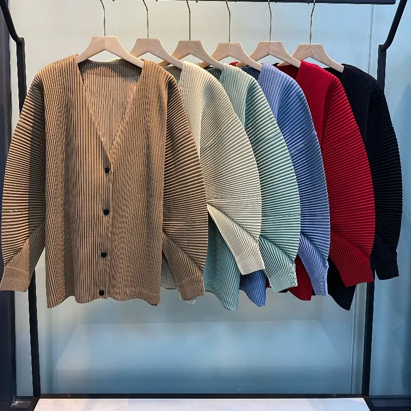 Miyake-Conjunto plisado para mujer, chaqueta informal de manga larga con cuello en V, pantalones de pierna ancha y pierna recta, conjunto de 2 piezas, ropa de talla grande para mujer