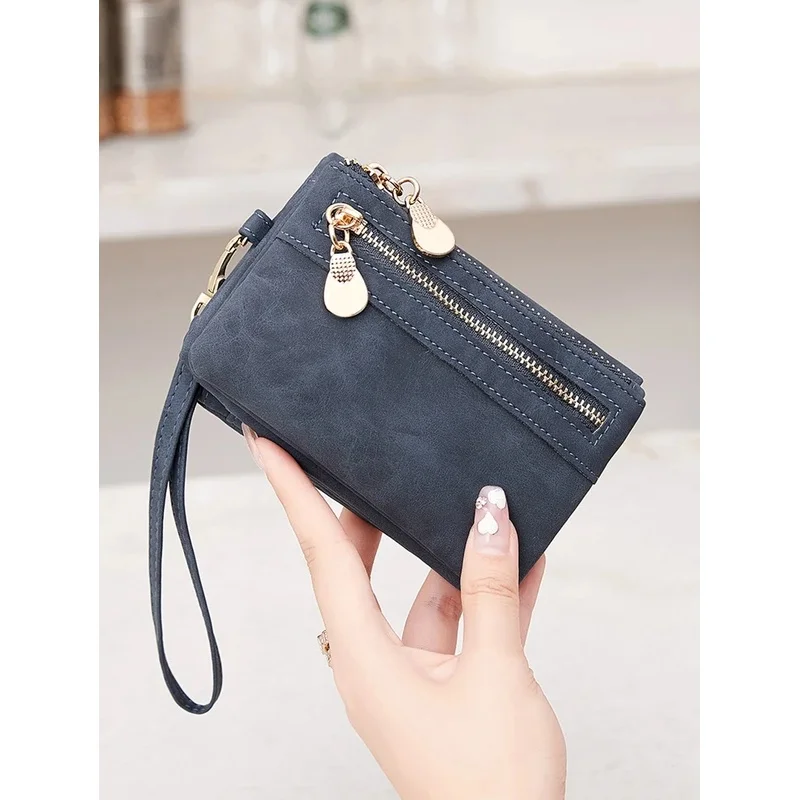 Retro Foldable PU Leather Womens Wallet with Zipper ID Window Portable Multifunctional Elegant Clutch with Wrist Strap