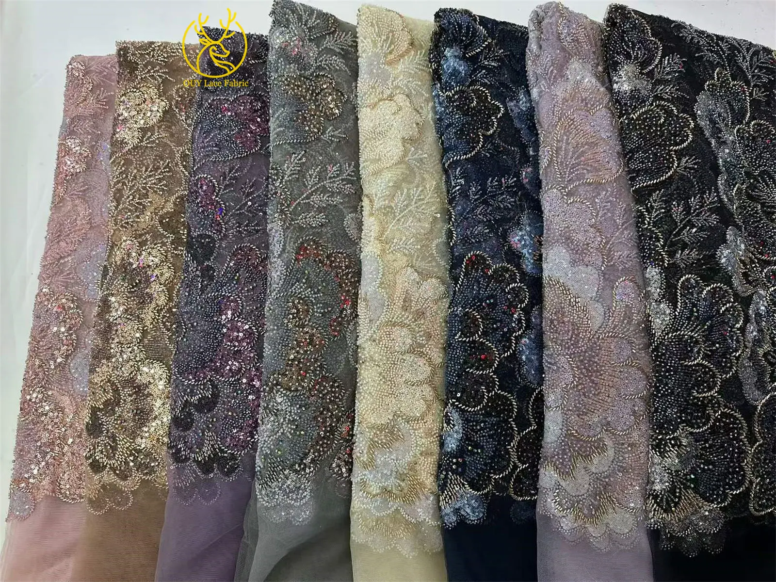 Afrikanischer Brautkleidstoff mit Perlen und Spitze 2026 Luxuriöse Nigerianische Stickerei Pailletten-Spitze Französische Tüllspitze für Brautkleider – Detail 4