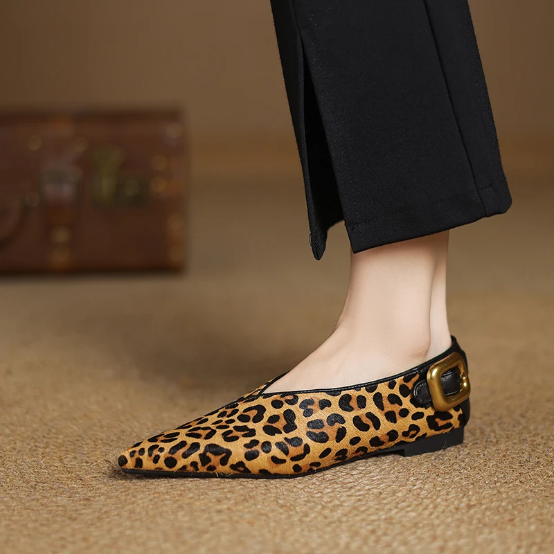 2026 New Spring Trend Genuine Leather Flats Sexy Lady Pointed Toe Leopard Flat Shoes Buckle Style Pattern Slip-on Fashion Pumps view 2