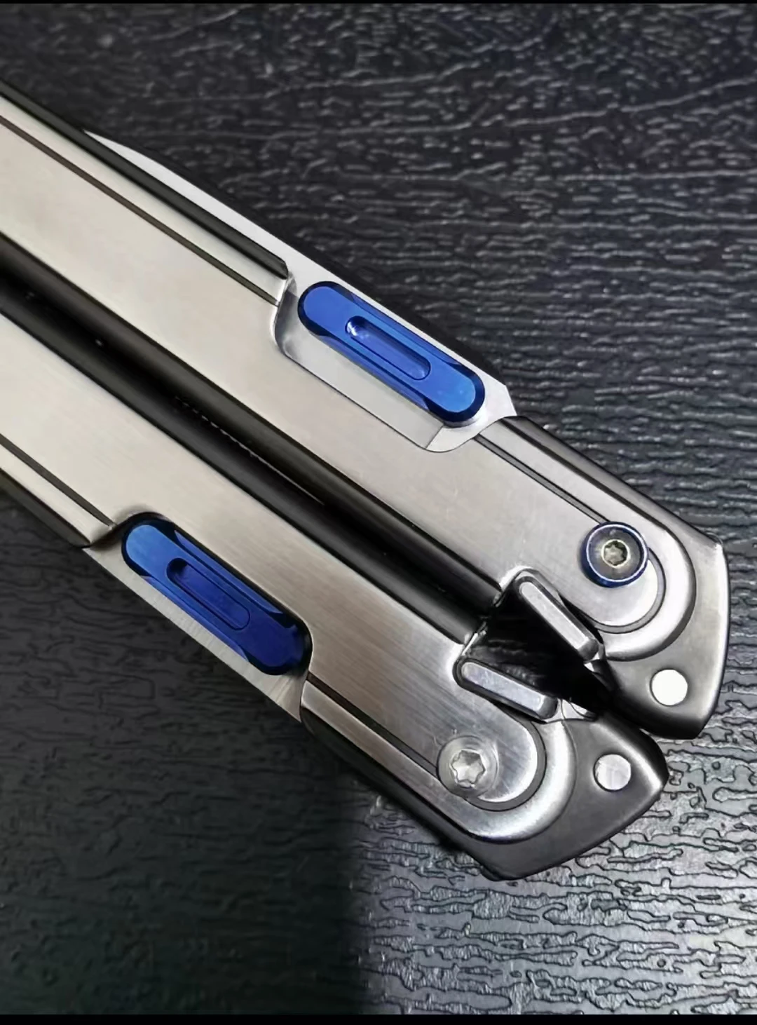 1 Piece Aluminum Alloy Thumb Stud Push Button Nuts for Leatherman ARC FILE And SAW(PLIERS NOT INCLUDED)