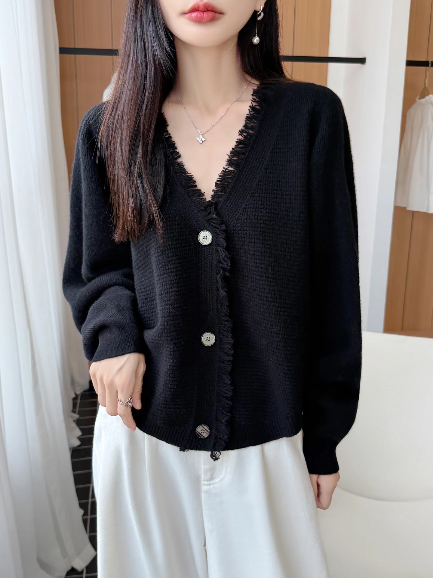 V‑Neck Fringe Trim Cardigan Cashmere Knitwear Female 100% Merino Wool Autumn Winter Sweater Button‑Up Lantern Warm Clothing Tops