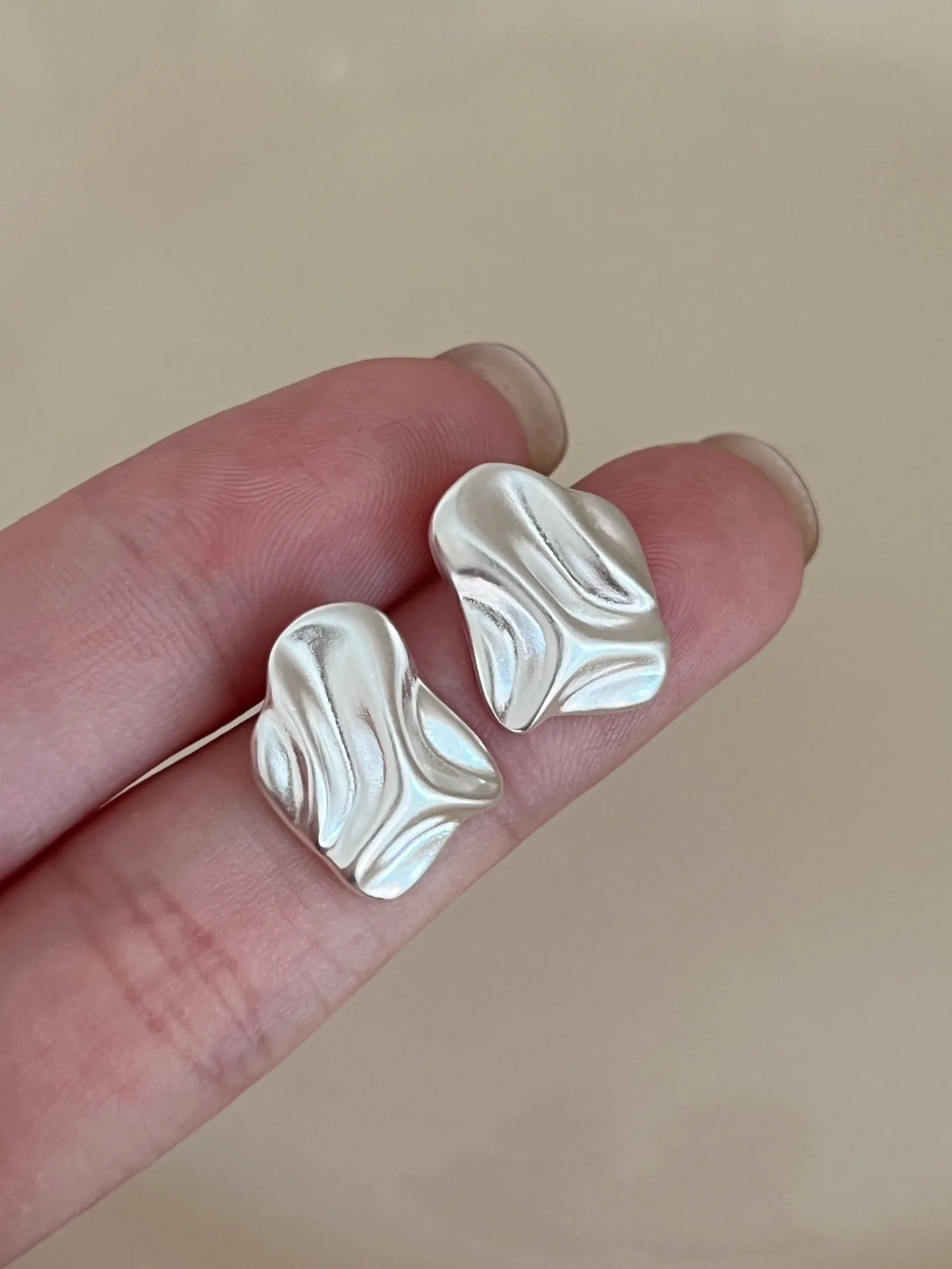 925 Sterling Silber Unregelmäßige Bolzen Ohrring für Frauen Vintage Geknitterte Zuckerguss Punk Rock Schmuck Party Geschenk Dropshipping – Detail 11