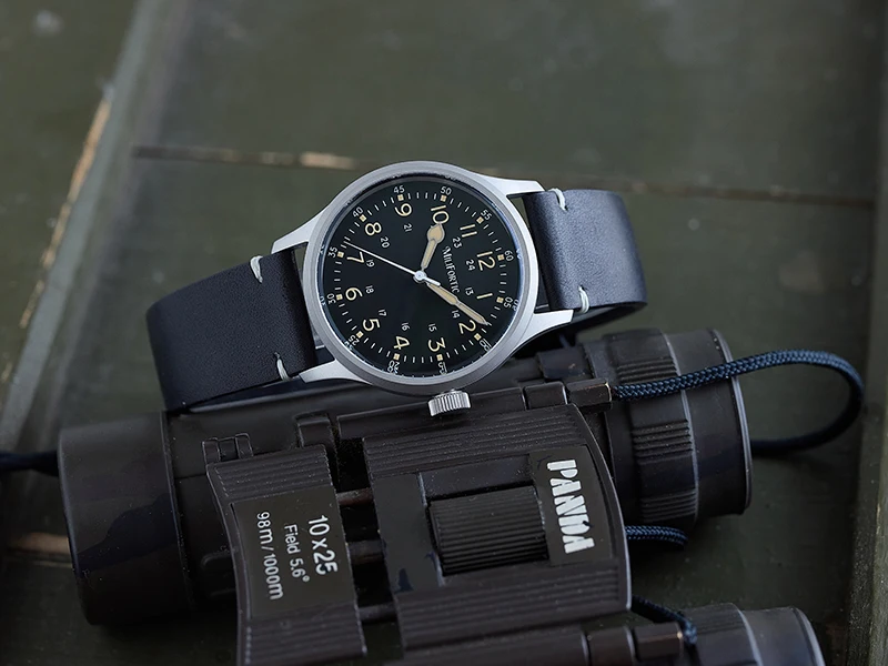Retro Army Milifortic M052 Herren Quarzuhr mit Sanftem Sekundenzeiger, Wasserdicht, Leuchtend, Lederarmband, Outdoor Casual Armbanduhr – Detail 4