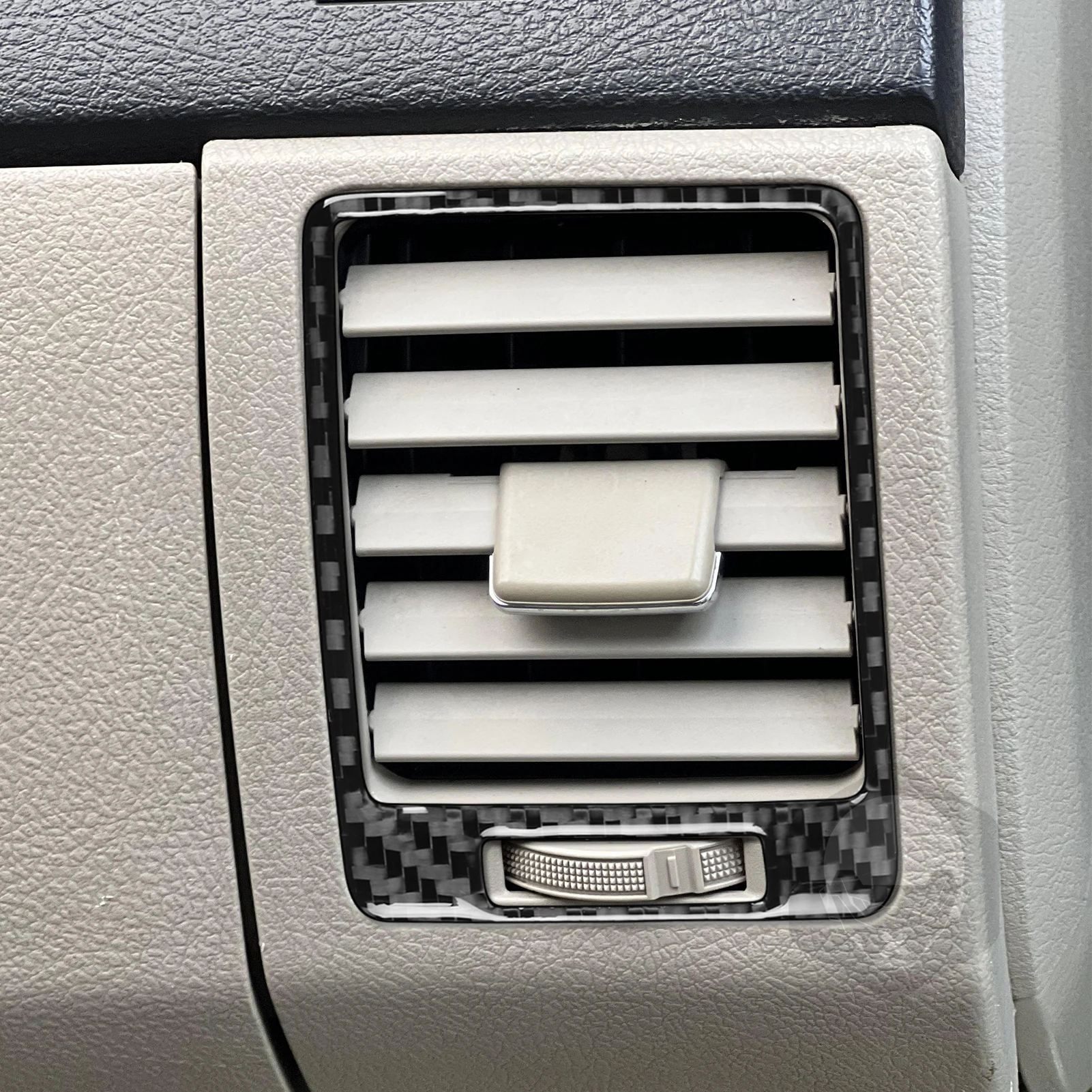 カーボンファイバー車のアクセサリーダッシュボードサイドエアベント修正されたインテリアトリムカバーステッカートヨタカローラ 2007 2008 2009-2013