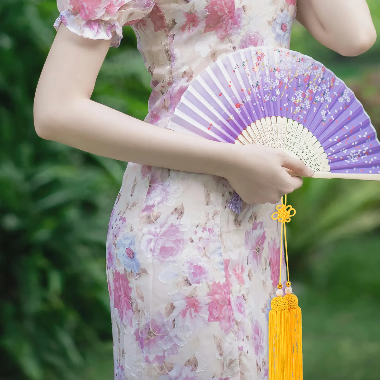 

6Pcs Chinese Knot Tassel Pendant 23.6 Inch Handmade Red Golden Polyester Tassels for Traditional Clothing Musical Instruments