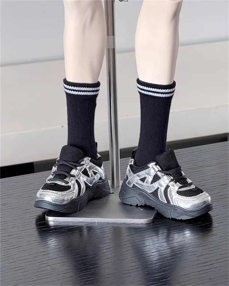 BJD poppenschoenen geschikt voor ID75 Oom maat nieuwe herenschoenen, blauw wit/zwart zilveren sportschoenen, sportschoenen, dagelijkse slijtage