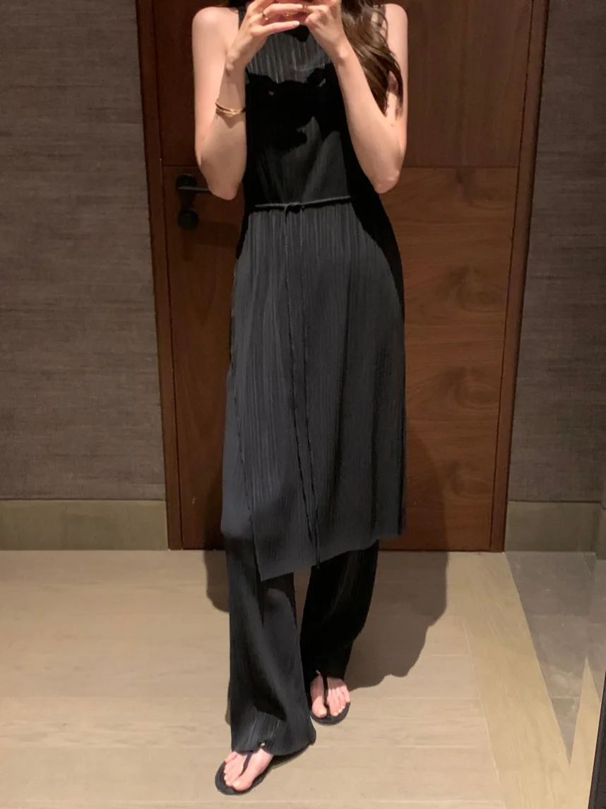 Black suit