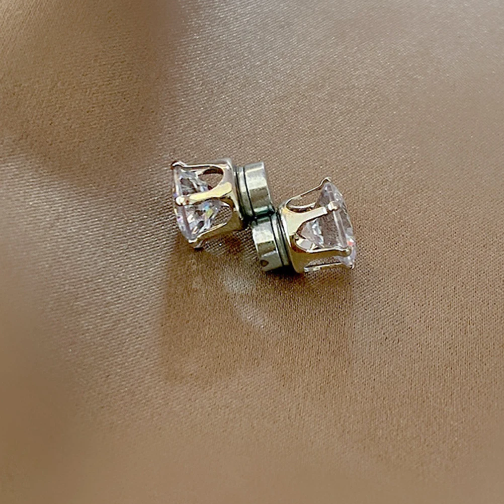 

1pcs No Piercing Magnetic Earrings For Women Tiny Clip On Ear Studs Cubic Zirconia Jewelry Gift Elegant Design