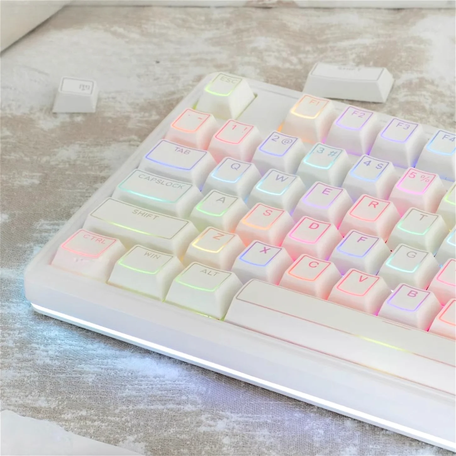 

Transparent Lines, Personalized and Creative Cherry Keycap PBT 140 Keys, MX Switch 60/84/98/108 Gaming Mechanical Keyboard