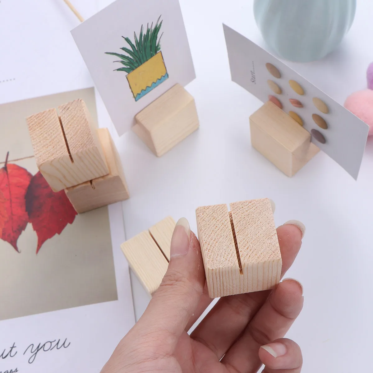 12 Pcs Wooden Card Holder Rustic Compact Lightweight Table Number Menu Photo Name Hotels Restaurants