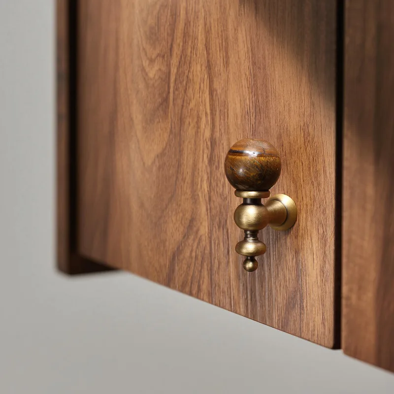 الفرنسية الخفيفة الفاخرة مقبض باب الخزانة باب خزانة الملابس درج القرون الوسطى نمط الجوز الكرة الجديدة الصينية قلادة مقابض صغيرة #5