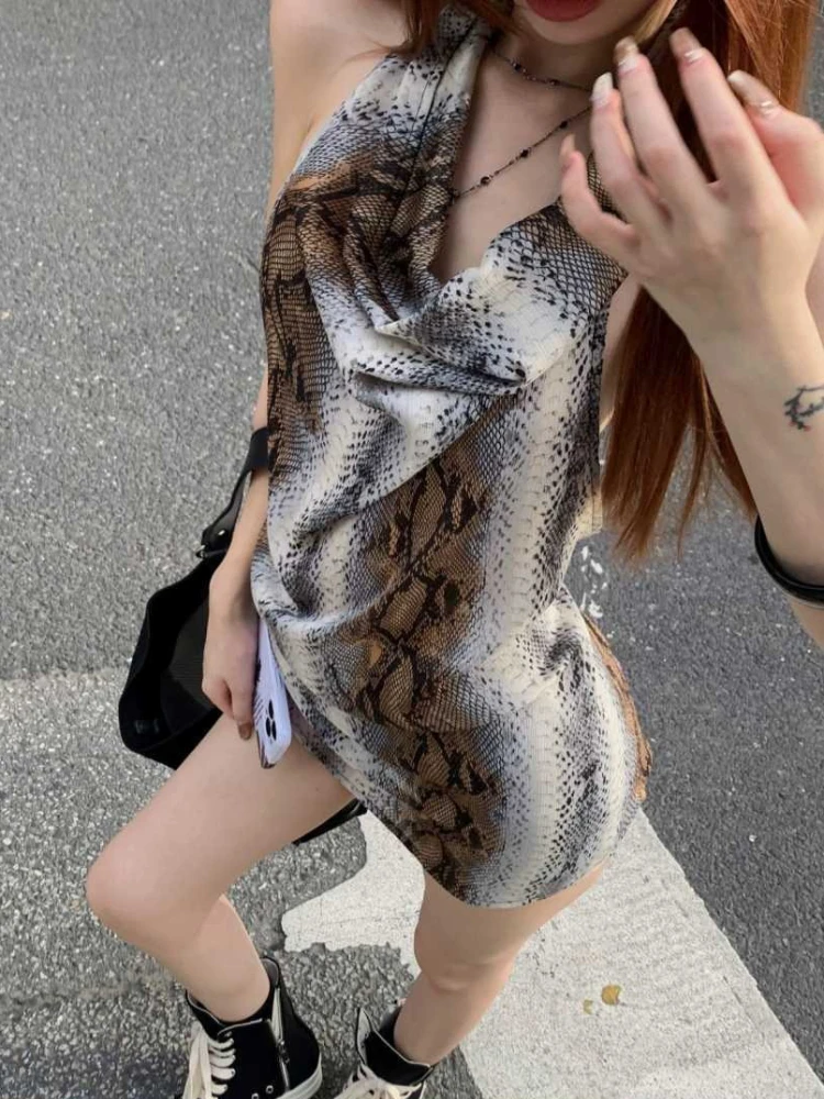 

Sexy Retro Gothic Y2K Emo Girls Camisole Tops Slim Chic 2025 Fashion Aesthetic Women's Crop Tees Punk Hip Hop Rock Streetwear
