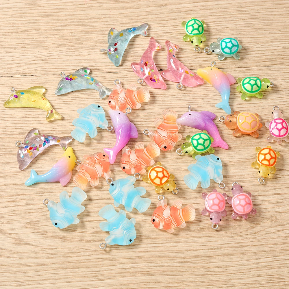 Tusember 10pcs Resin Clown Fish Dolphin Turtle Charms Pendant for Jewelry Making DIY Bracelet Necklace Earring Keychain Charms