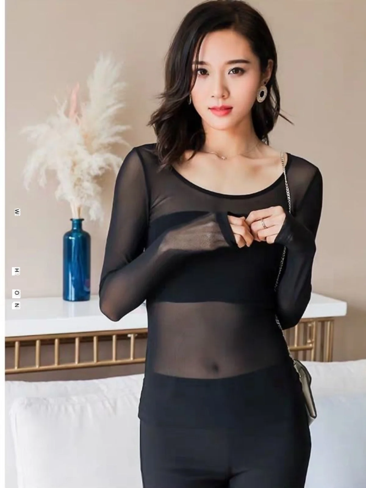 Korean Style Mesh Base Shirt Sexy Tight Slimming Thin Polyester Blend Long Sleeve round Neck Classic Pattern Office Commute F...