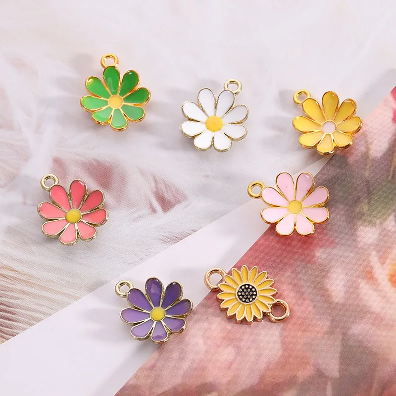 

Alloy oil-dripping flower pendants, fresh little Daisy jewelry diy accessories, fashionable clothing accessories