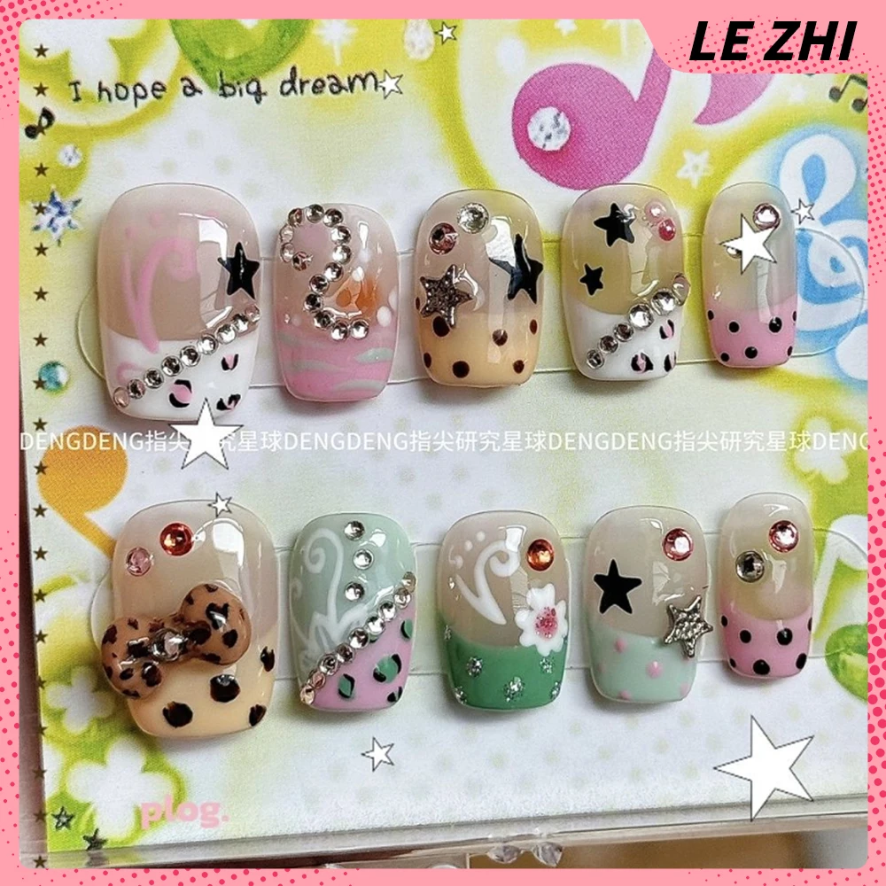 Y2K الكرتون القط الدب أرنب قصيرة اليدوية مسمار حزب ملصق ثلاثية الأبعاد الماس Bowknot أربع أوراق البرسيم الفطر يمكن ارتداؤها وهمية مسمار