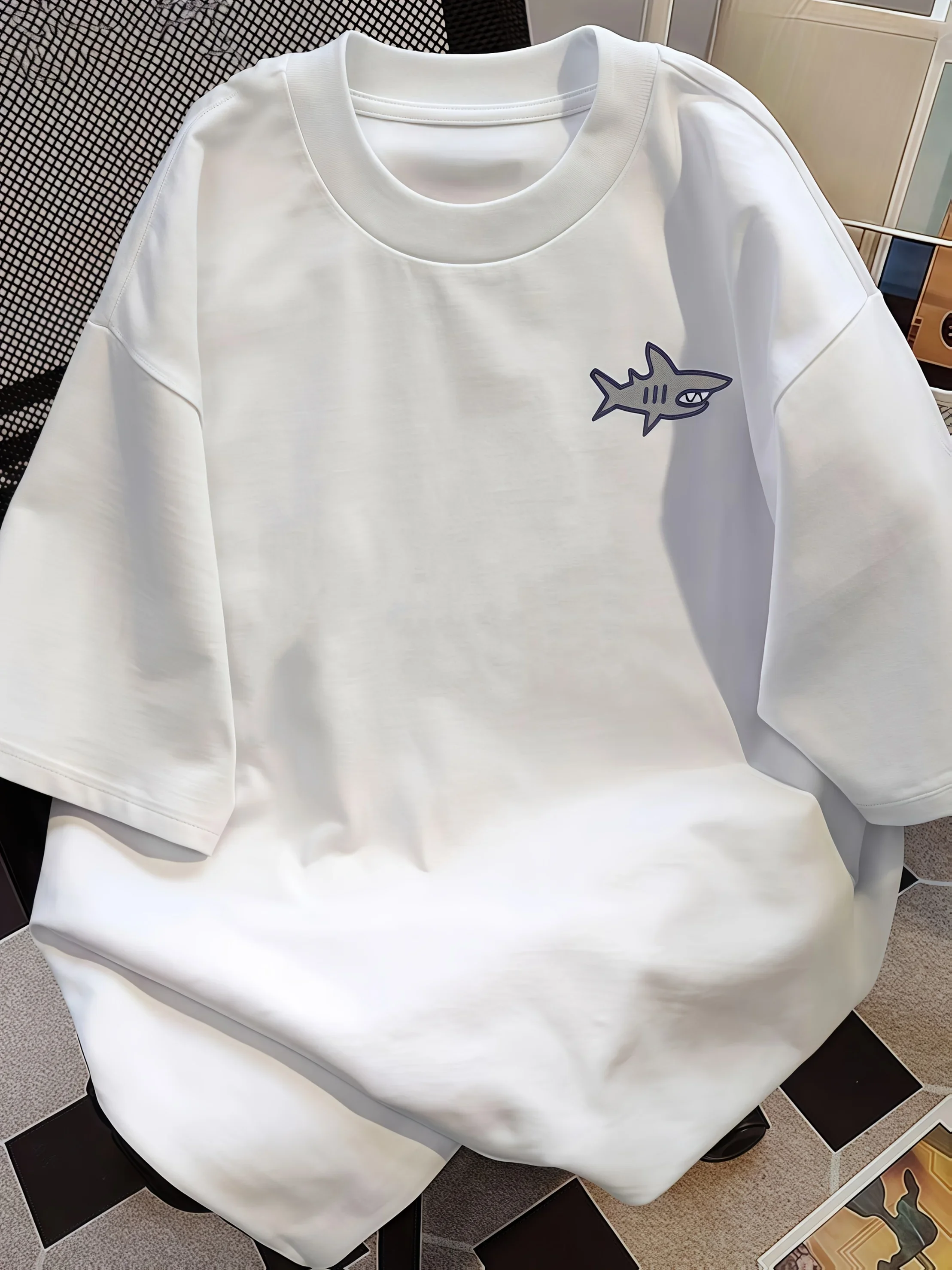 

Поп-мужская футболка из 100% чистого хлопка, модная повседневная свободная спортивная футболка в стиле ретро с американским геометрическим рисунком акулы, круглым вырезом и короткими рукавами