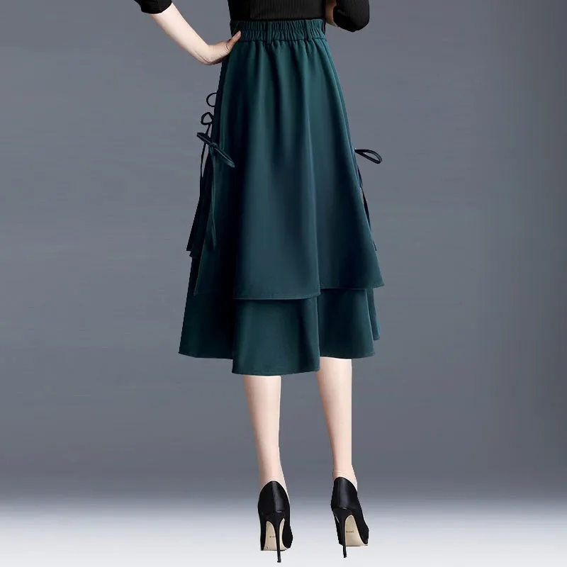 กระโปรงทรงเอ สปริง/ออทัมน์ สำหรับผู้หญิง กระโปรงพลีทเอวสูง ทรงไม่สมมาตร ความยาวปานกลาง เหมาะสำหรับใส่ไปทำงานหรือใส่ในบ้าน ผลิตจากโพลีเอสเตอร์ สี...