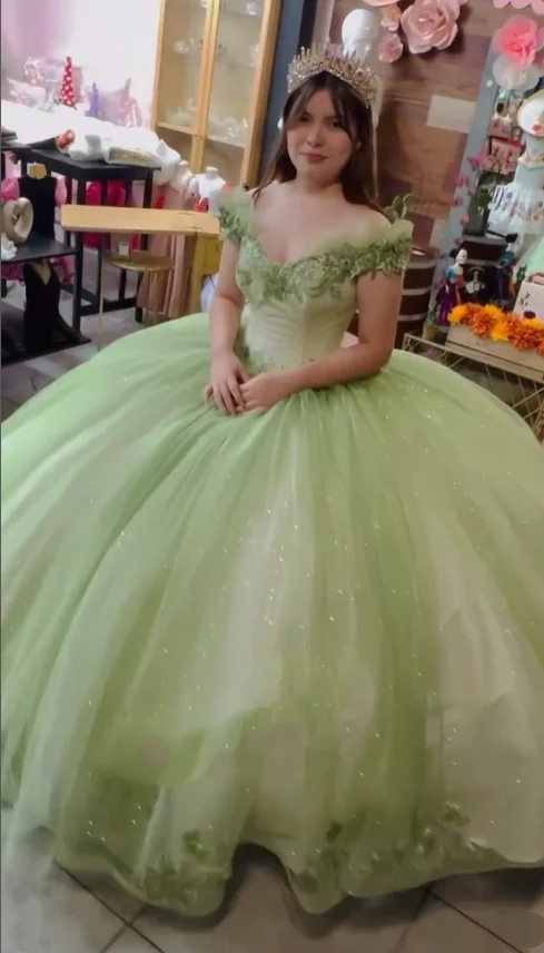 Light green strapless Mexican charro Princess Quinceanera Dress 2025 lace-up poncho beaded applique vestidos de 15 años charros