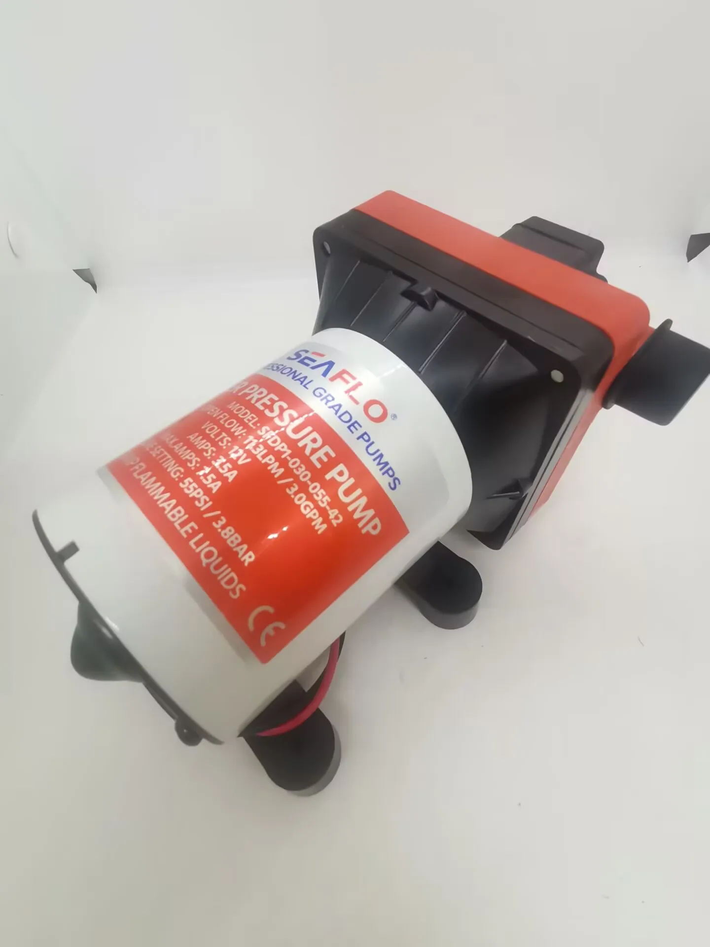 Bomba de agua de diafragma Seaflo serie 42 3,0 GPM 55PSI 12V SFDP1-030-055-42 bomba autocebante barco marino RV caravana alta presión