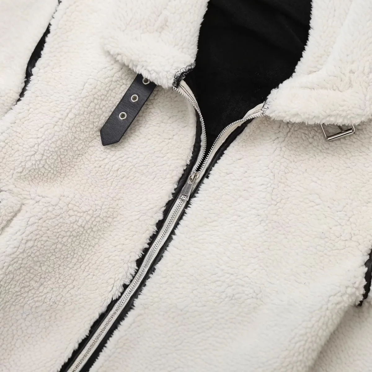 2025年秋新作 レディース 欧米風 フェイクファー加工 バイクジャケット ファー一体型コート