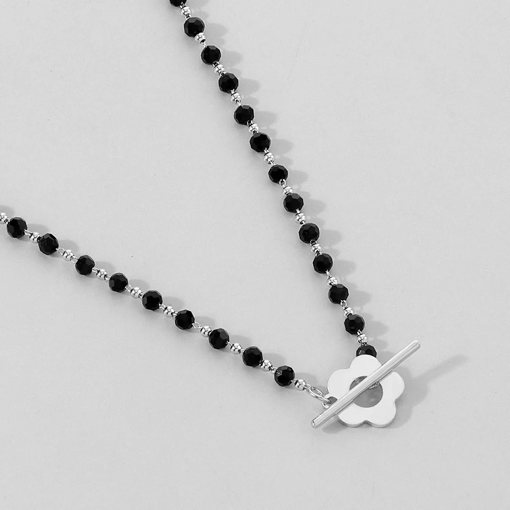 

1Pcs Flower Clavicle Necklace Chic Elegant Design Neck Jewelry Suitable for Women Gift Dress Matching Lady Necklace